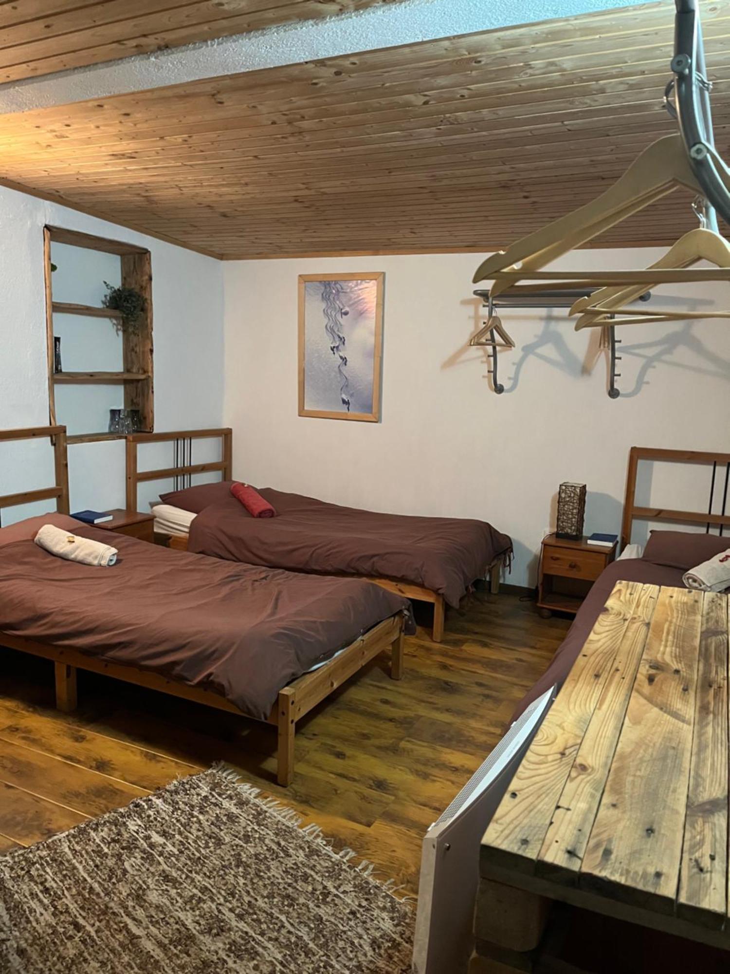 Mikulas Guest House Liptovský Mikuláš エクステリア 写真