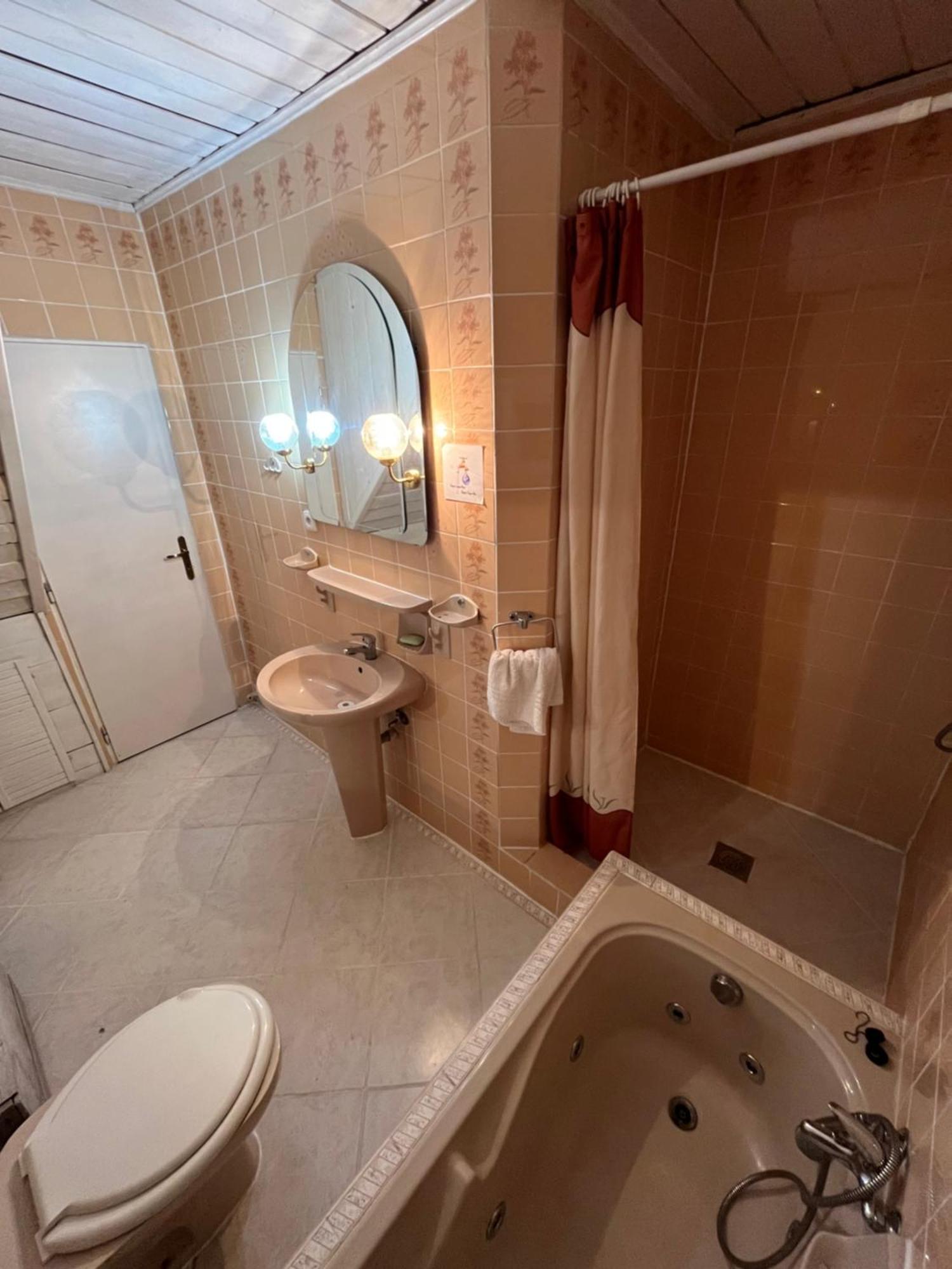 Mikulas Guest House Liptovský Mikuláš エクステリア 写真